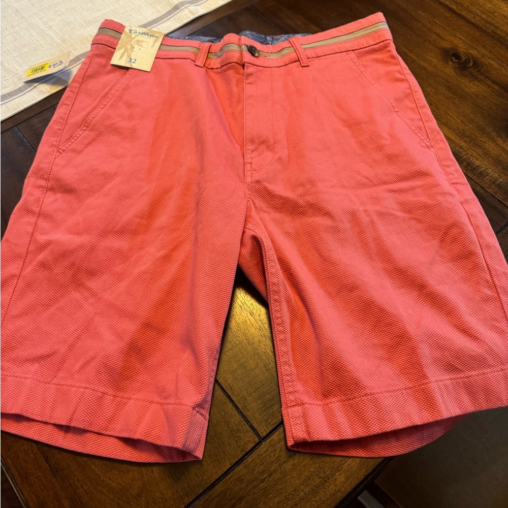 Men’s Caribbean shorts size 32 NWT